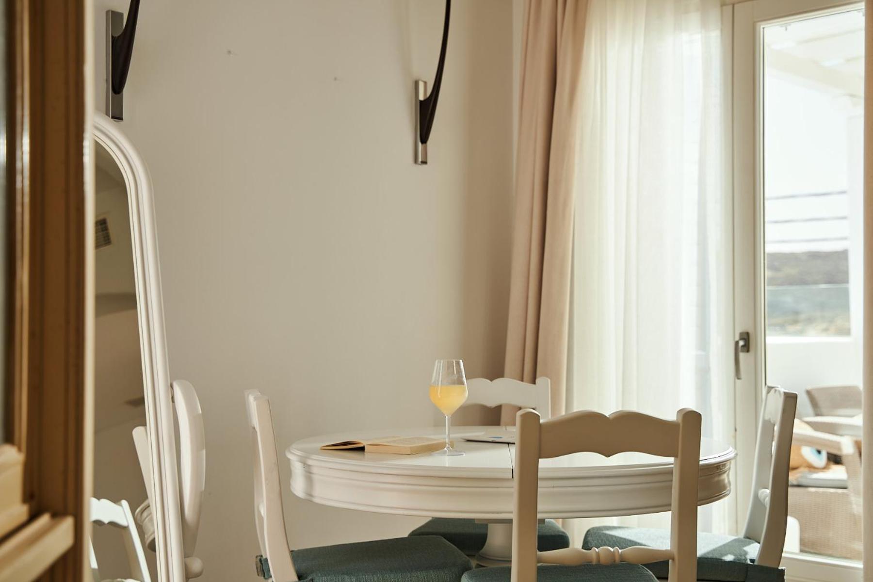 Arte & Mare Elia Luxury Suites And Villas Экстерьер фото